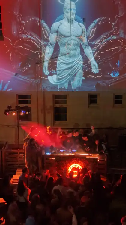The stage wall at Signal 002, frame 11.