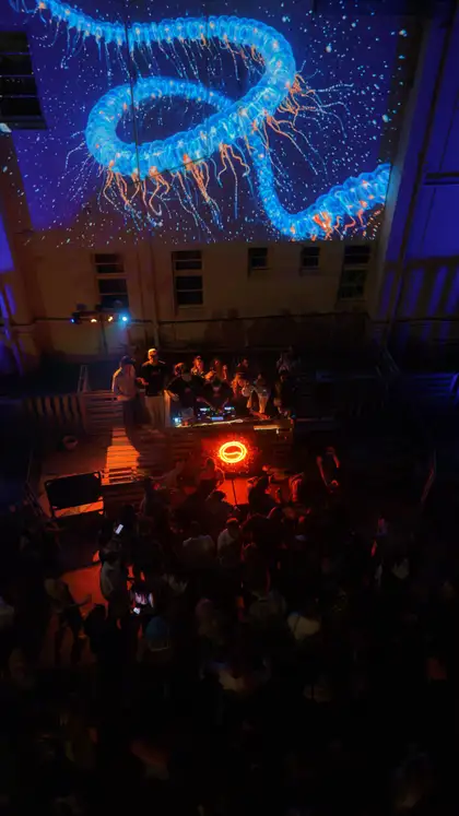 The stage wall at Signal 002, frame 14.